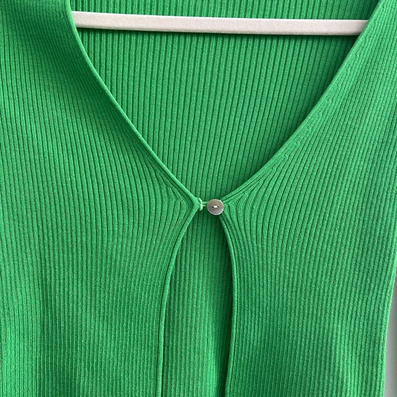 Lioness green ribbed knit top - Picture 6 of 6